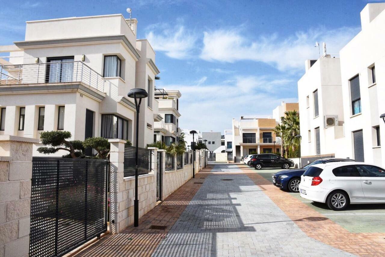 La Zenia Beach Bungalow Hotel Orihuela Kültér fotó