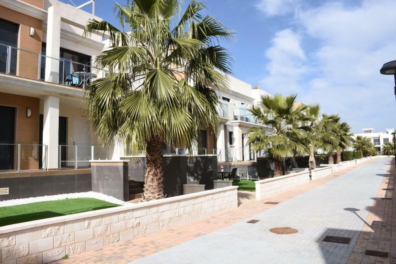 La Zenia Beach Bungalow Hotel Orihuela Kültér fotó
